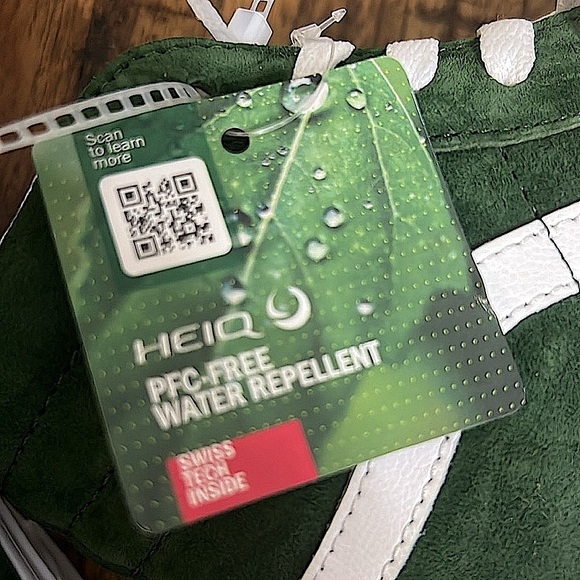 Vans Sk8 hi White and Green Sneakers in Douglas Fir Suede Waffle Sole HEIQ - Picture 12 of 13